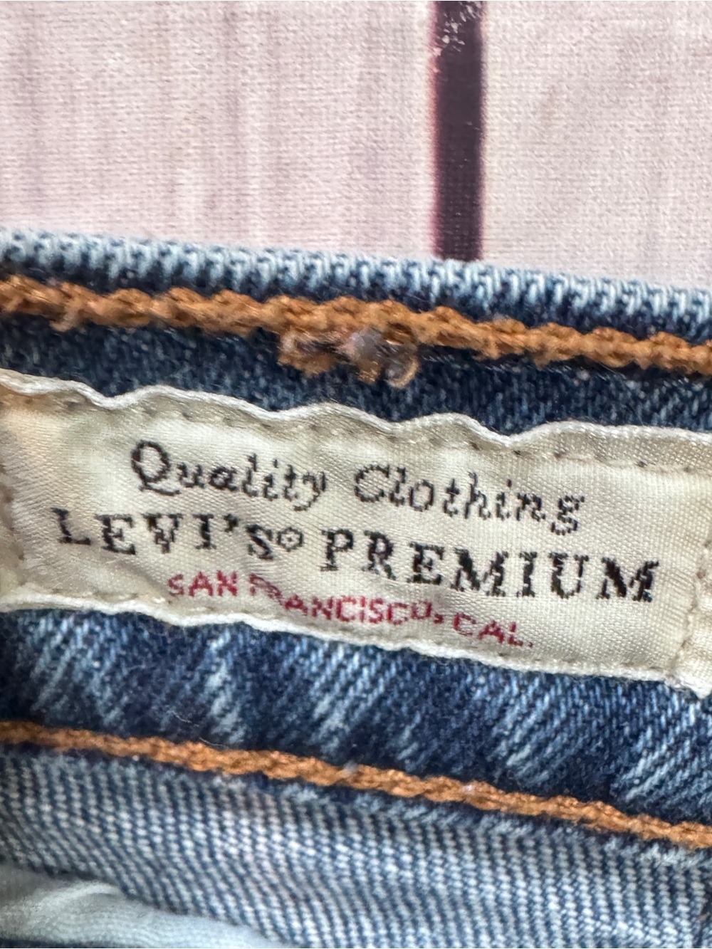 Levi’s Ribcage Straight Jeans 25 High Rise Button Fly Medium Wash - Picture 5 of 10